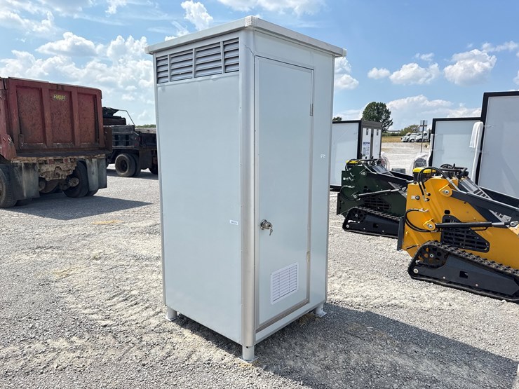 #187-•-portable-restroom-image-2