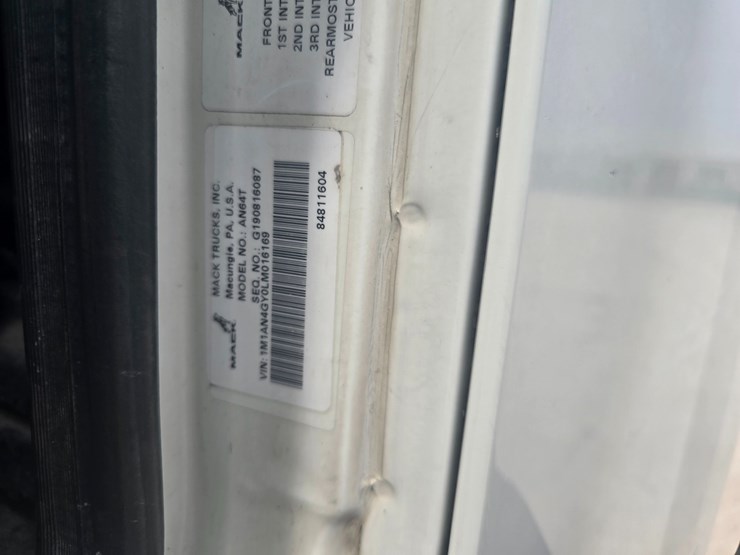#25251-•-2020-mack-anthem-semi-sleeper-truck-image-43
