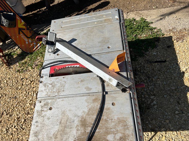 #6272-•-tradesman-table-saw-image-9