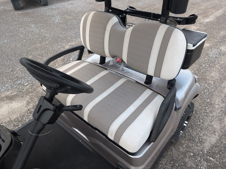 #189-•-2024-icon-2-passenger-electric-image-7