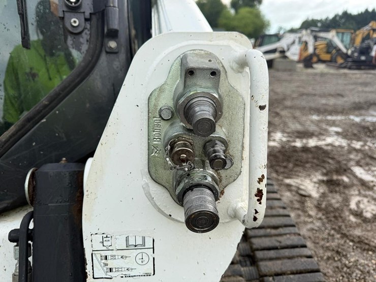 bobcat-t770-image-11