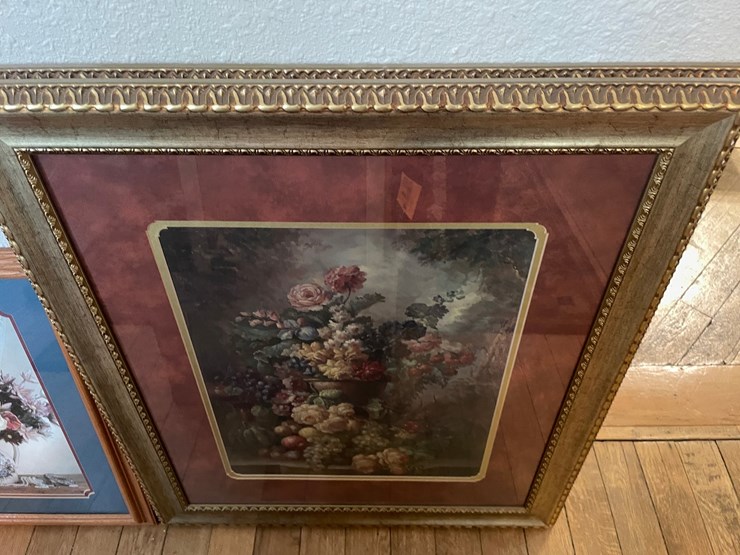 #6253-•-assortment-of-framed-pictures-image-9