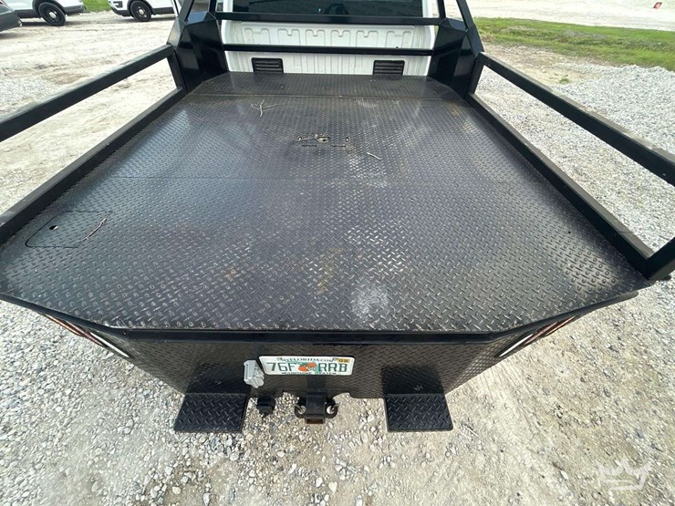 2017-ford-f550-image-11