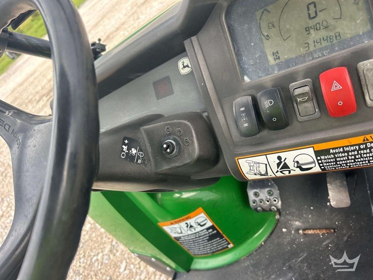 2019-john-deere-2-image-13
