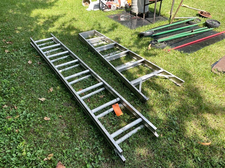 #1653-•-(2)-ladders-image-3