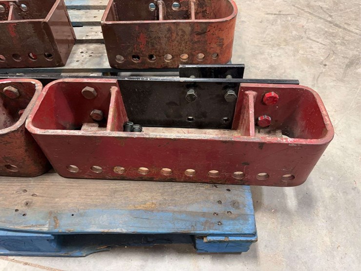 (3)-tractor-pulling-suitcase-weight-brackets-image-9