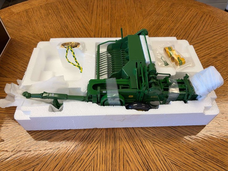 john-deere-214t-image-2