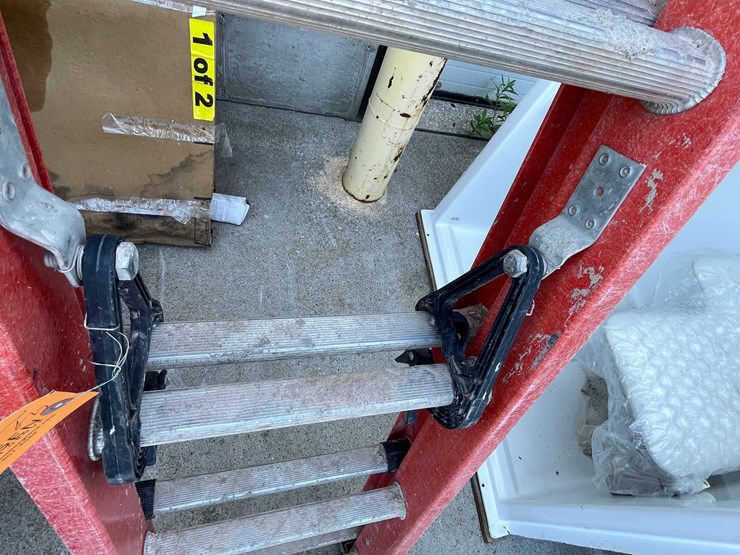 #9141-•-28'-extension-ladder-(03)-image-6