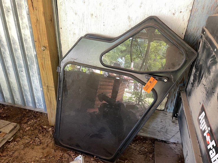 #1666-•-(2)-backhoe-doors-image-1