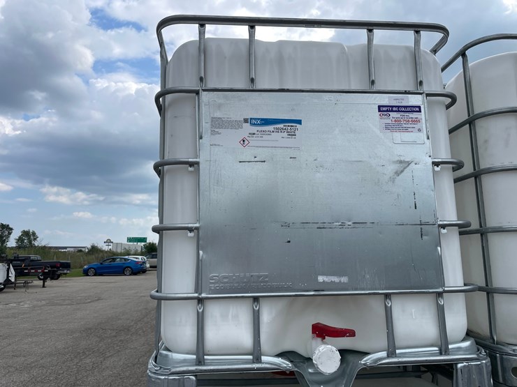 #9044-•-(2)-275-gallon-ibc-caged-totes-(of)-image-3