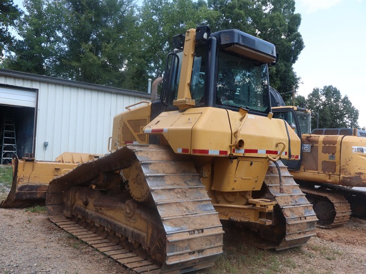 2014-caterpillar-d6n-image-4