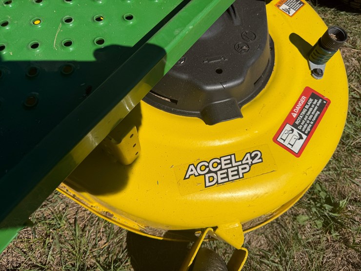 john-deere-ztrak-mower-image-8