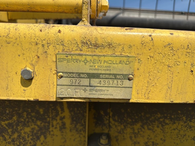 new-holland-972-image-10