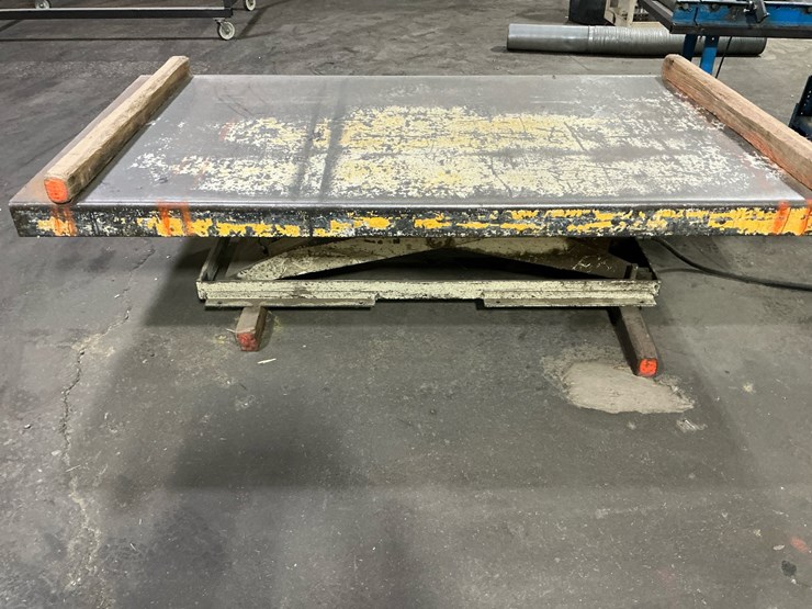 #171-•-industrial-scissor-lift-table-image-3