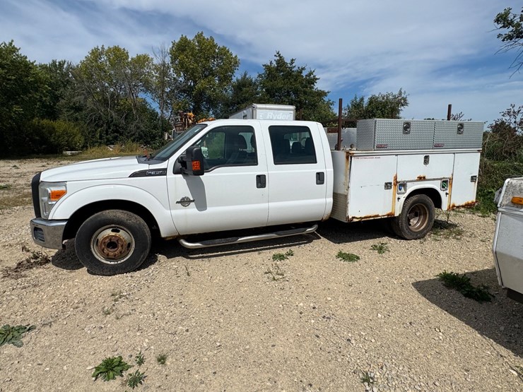 2012-ford-f350-image-8