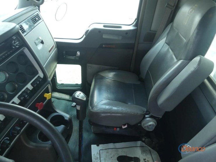 2018-kenworth-w900-image-20