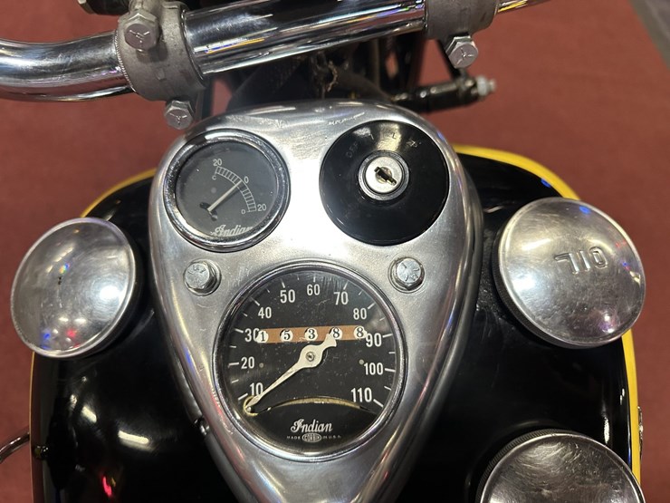 #159-•-1947-indian-chief-motorcycle-image-15