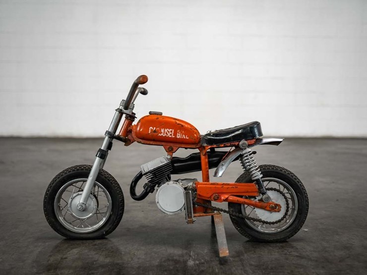 #163-•-carousel-kiddie-ride-bike-image-1