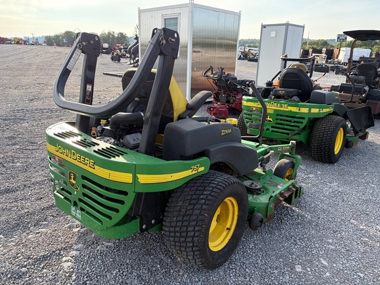 john-deere-757-image-11