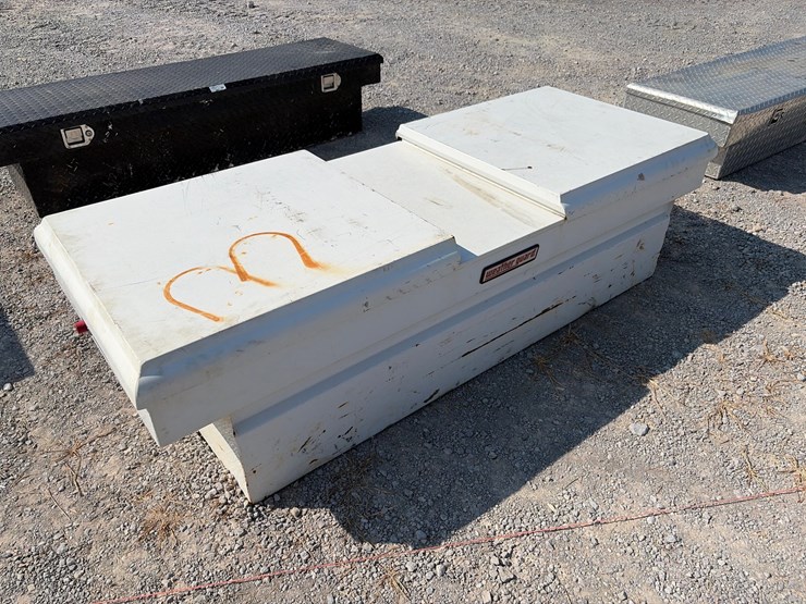 #588-•-weatherguard-toolbox-image-1