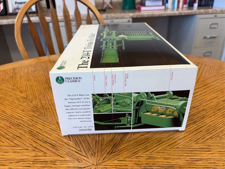 john-deere-214t-image-9