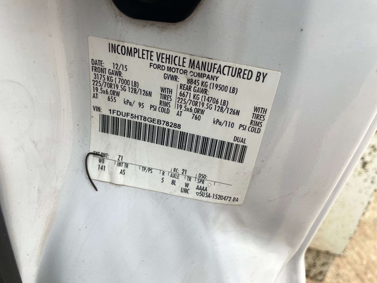 2016-ford-f550-image-28
