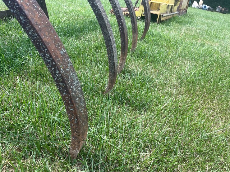 #1631-•-vintage-spring-tooth-cultivator-image-9