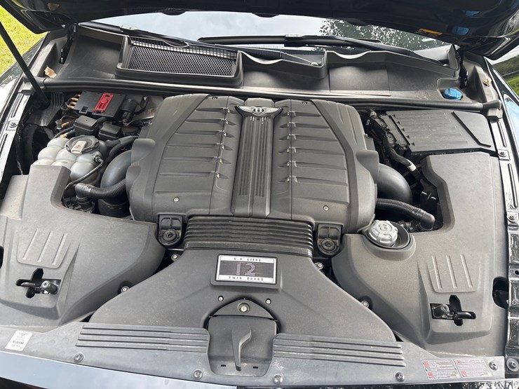 #153-•-offered-at-no-reserve-|-2018-bentley-bentayga-suv-image-38
