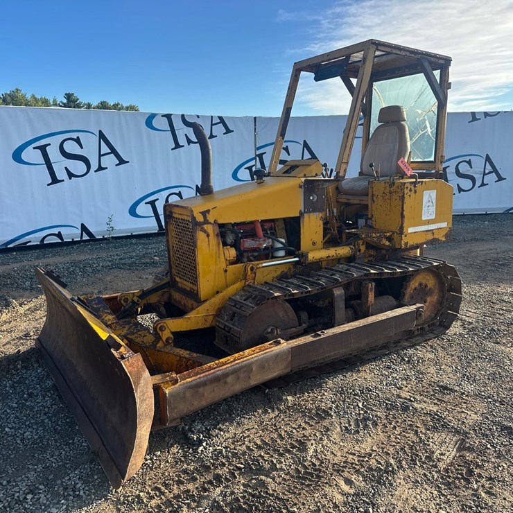 #61478 • Allis Chalmers 652 Dozer