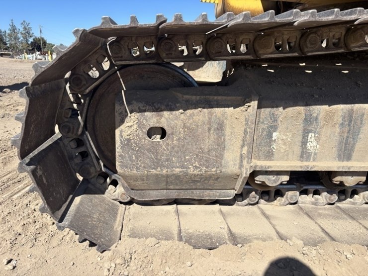 2013-komatsu-pc228us-lc-8-image-10