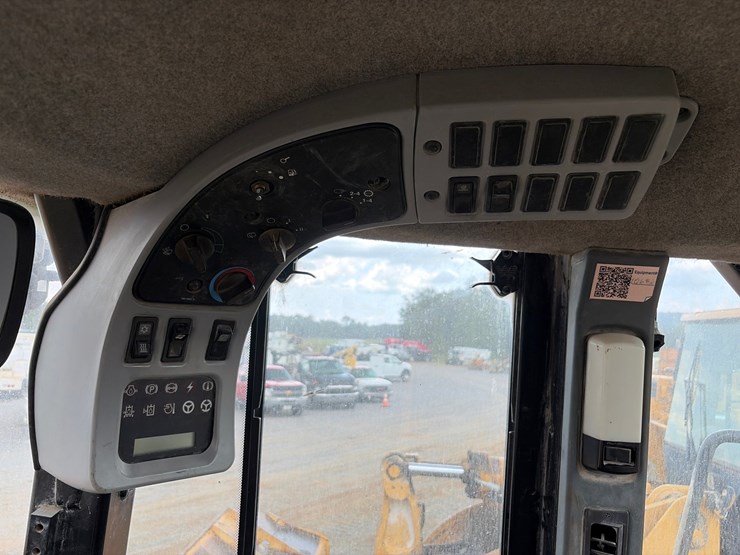 2004-caterpillar-972g-image-17