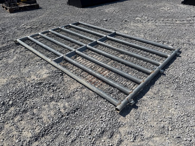 #553-•-8'-gate-image-2