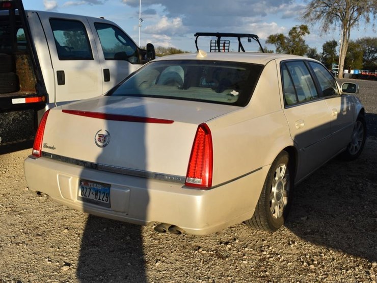 2010-cadillac-cavender-(vin-#-1g6ka5ey0au132741)-(showing-appx-157,480-mile-image-3