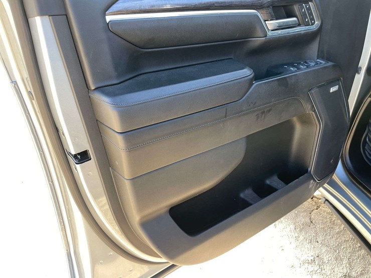 2024-chevrolet-silverado-2500-image-10