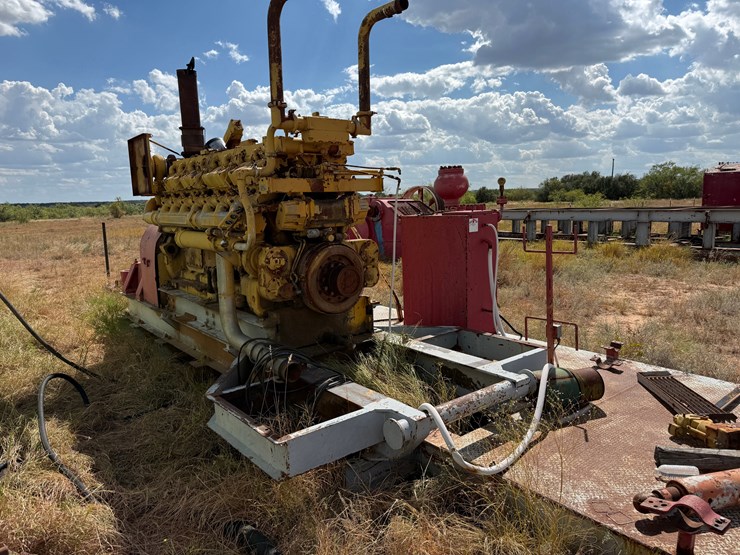 caterpillar-d399-engine-&-radiator-(spare)-skidded-image-2