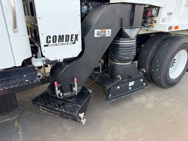 2022-tymco-600-image-31