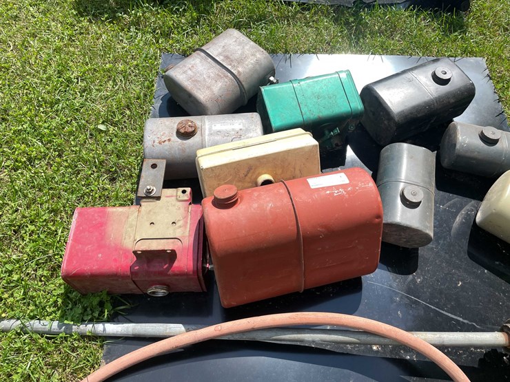 #1656-•-misc.-gas-tanks-image-6