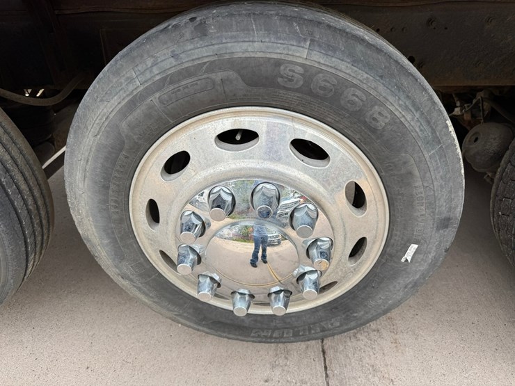 1995-mack-rd688s-image-77