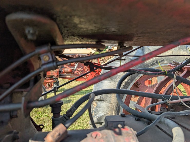 #119-•-farmall-md-image-16