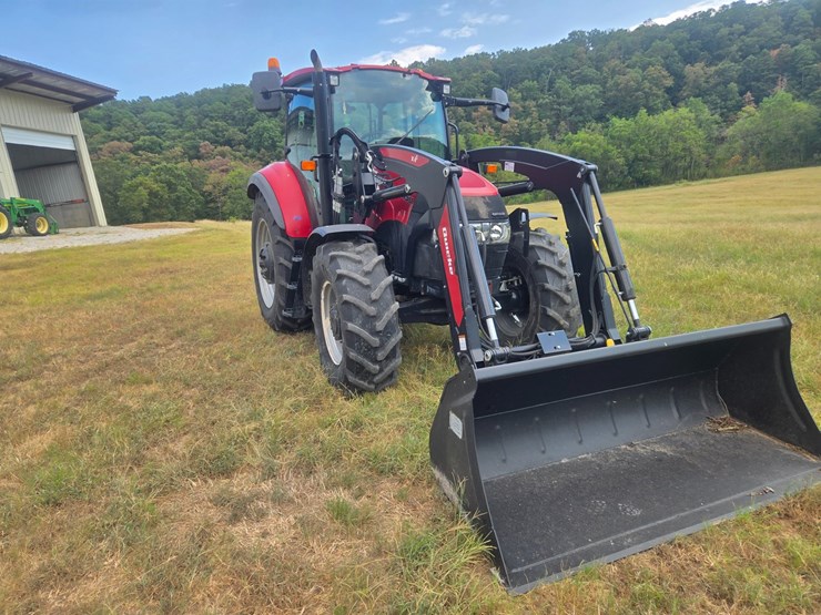 #26371-•-case-farmall-115u-tractor-image-17