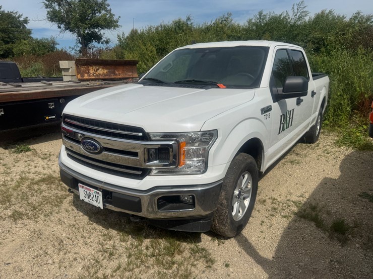 2019-ford-f150-xlt-image-1