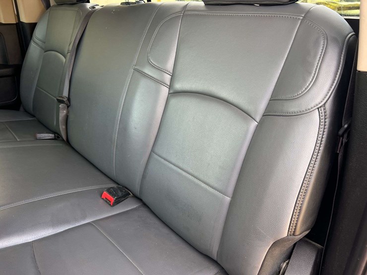 2019-ram-2500-tradesman-image-41