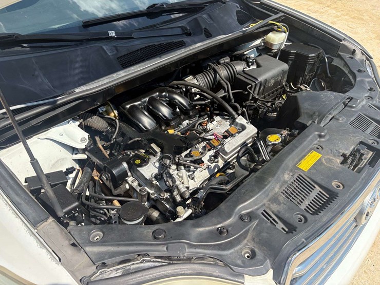 2010-toyota-highlander-image-30