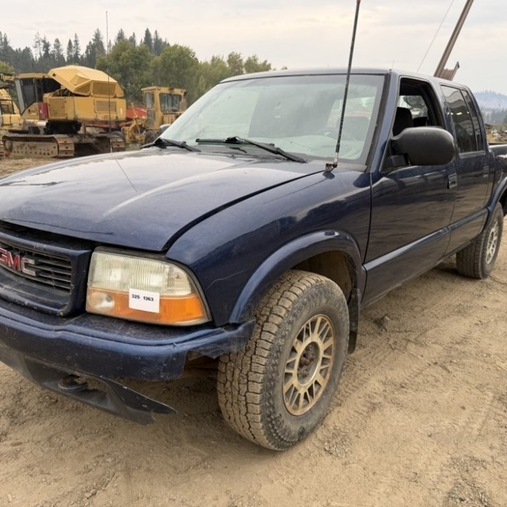 2001 GMC Sonoma Crew Cab Pickup