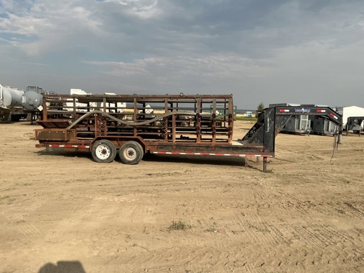 2014-gooseneck-load-trail-image-4
