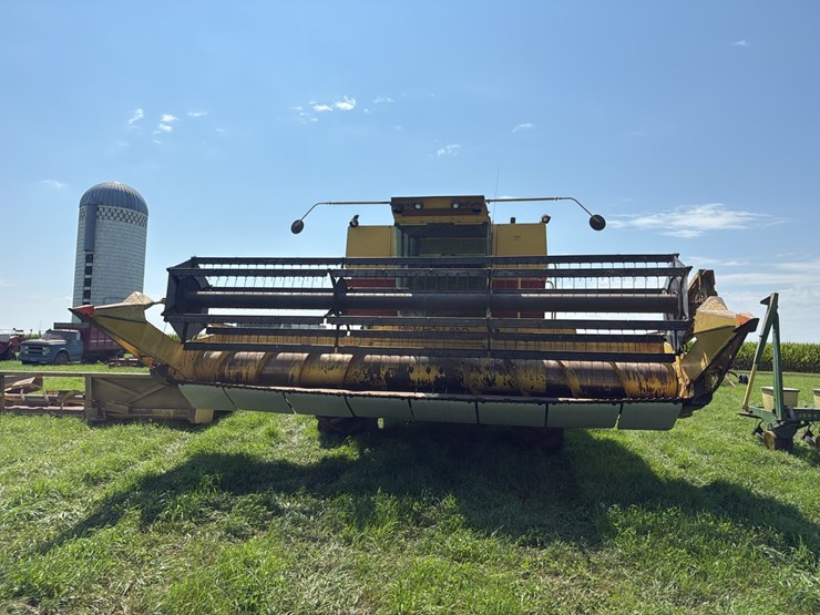 new-holland-972-image-2