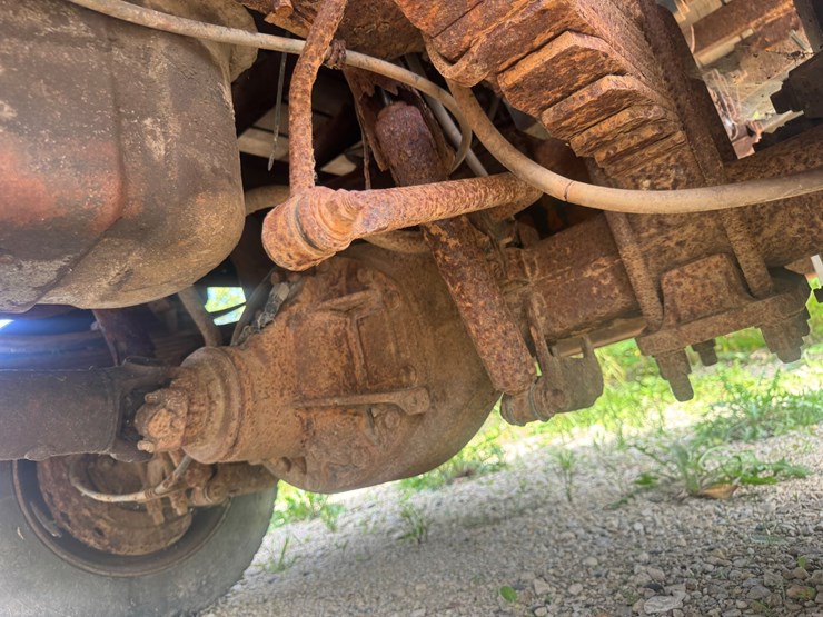 2005-ford-f350-image-69