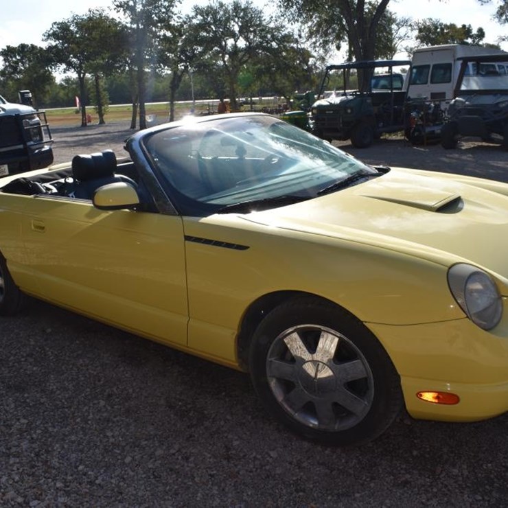 2002 THUNDERBIRD CONVERTIBLE W/ SOFT AND HARD TOP (VIN # 1FAHP60A12Y105456)