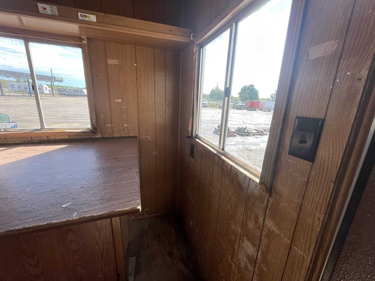 #10527-•-jobsite-trailer-image-37