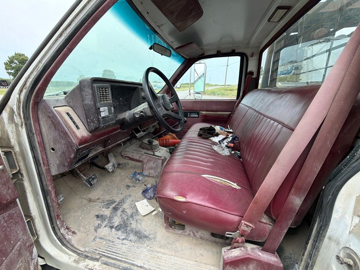 #255-•-1990-gmc-sierra-sl-flatbed-truck-image-16